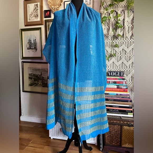 Crinckled chiffon wrap - Picture 7 of 11